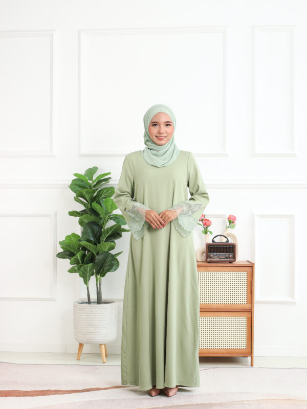ABAYA IRIS - Sage Green