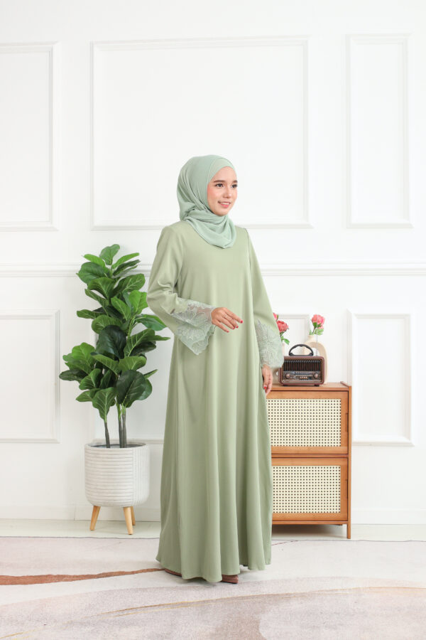 ABAYA IRIS - Sage Green