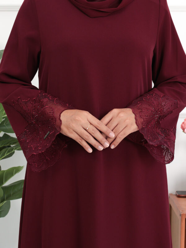 ABAYA IRIS - Maroon