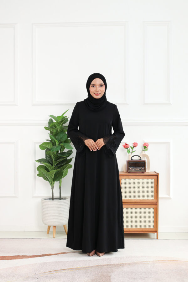 ABAYA IRIS - Black