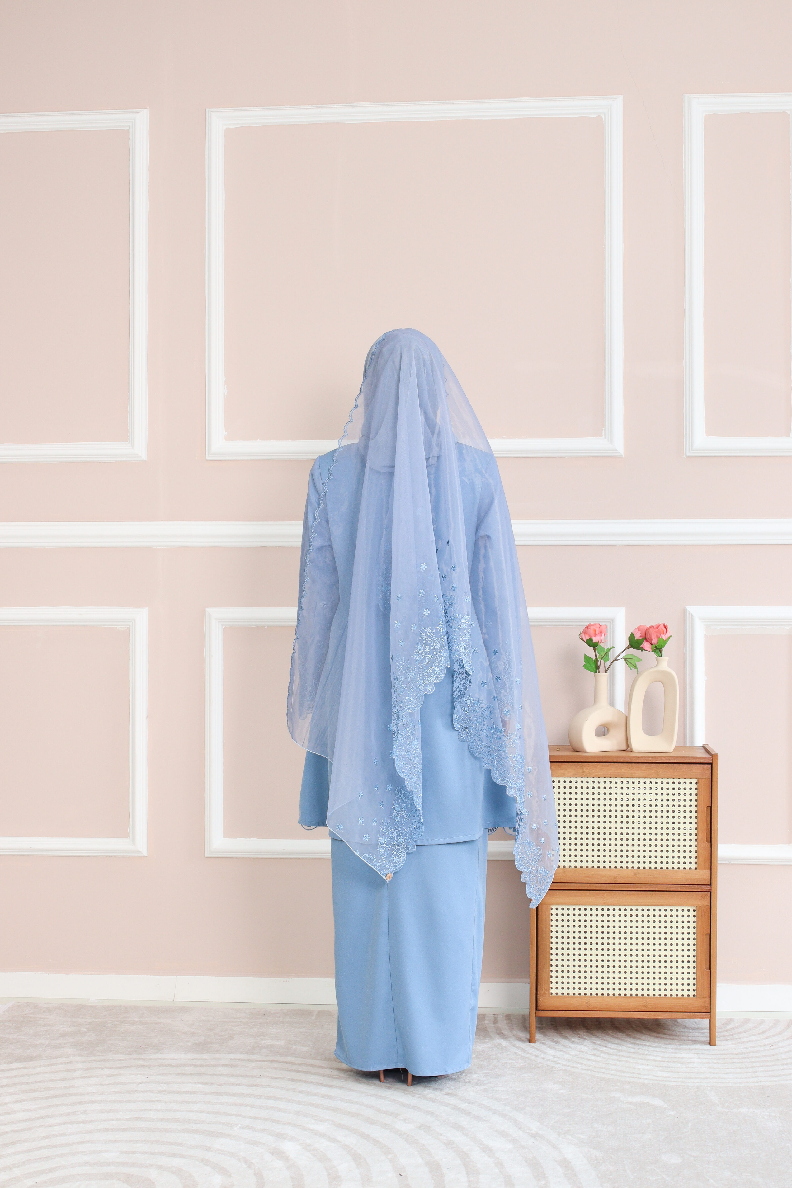 MARISSA KURUNG + SHAWL