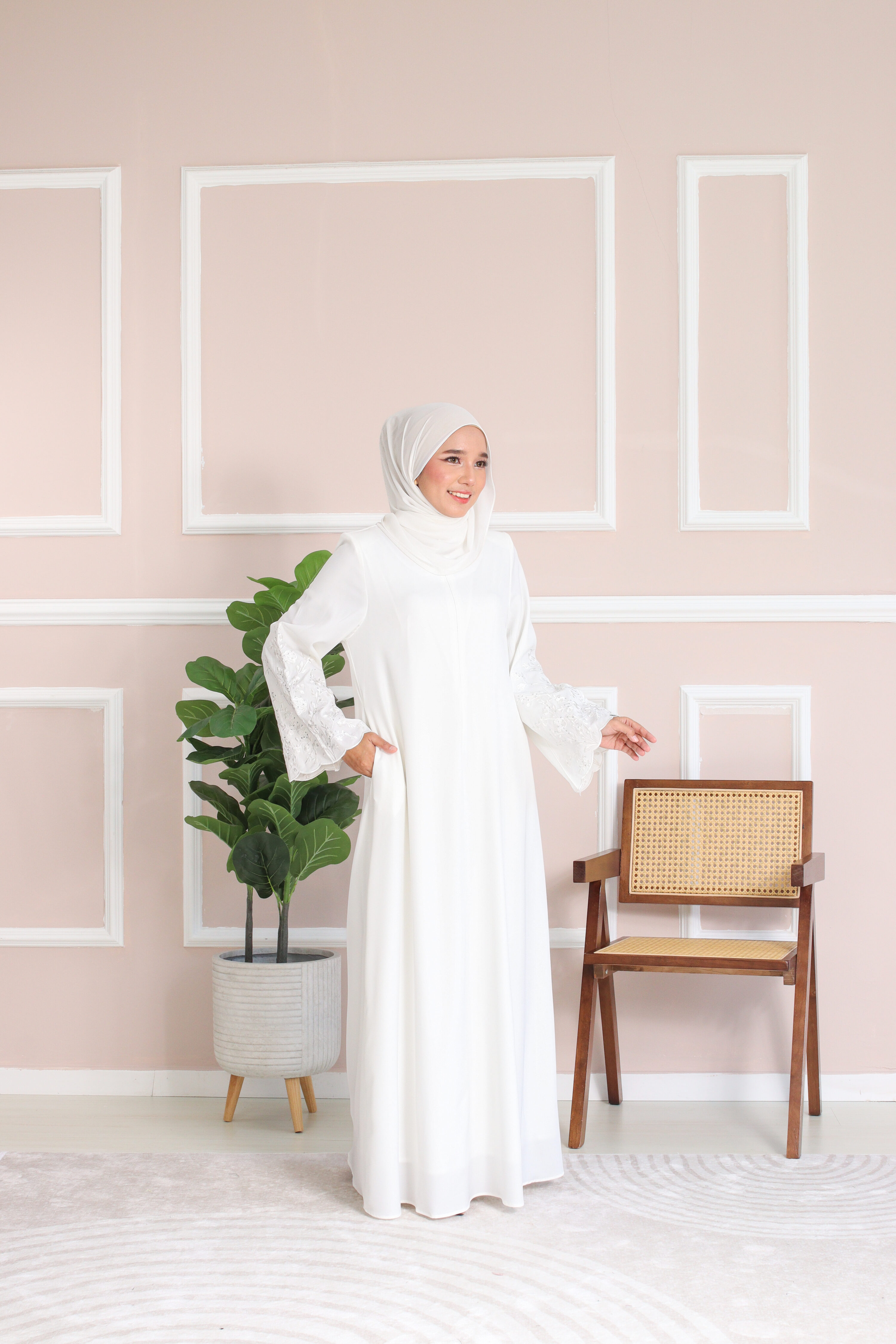 HUDA JUBAH - Off White