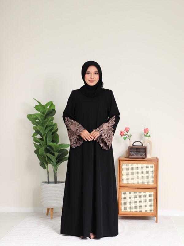 ABAYA DHIA- Black Rosegold