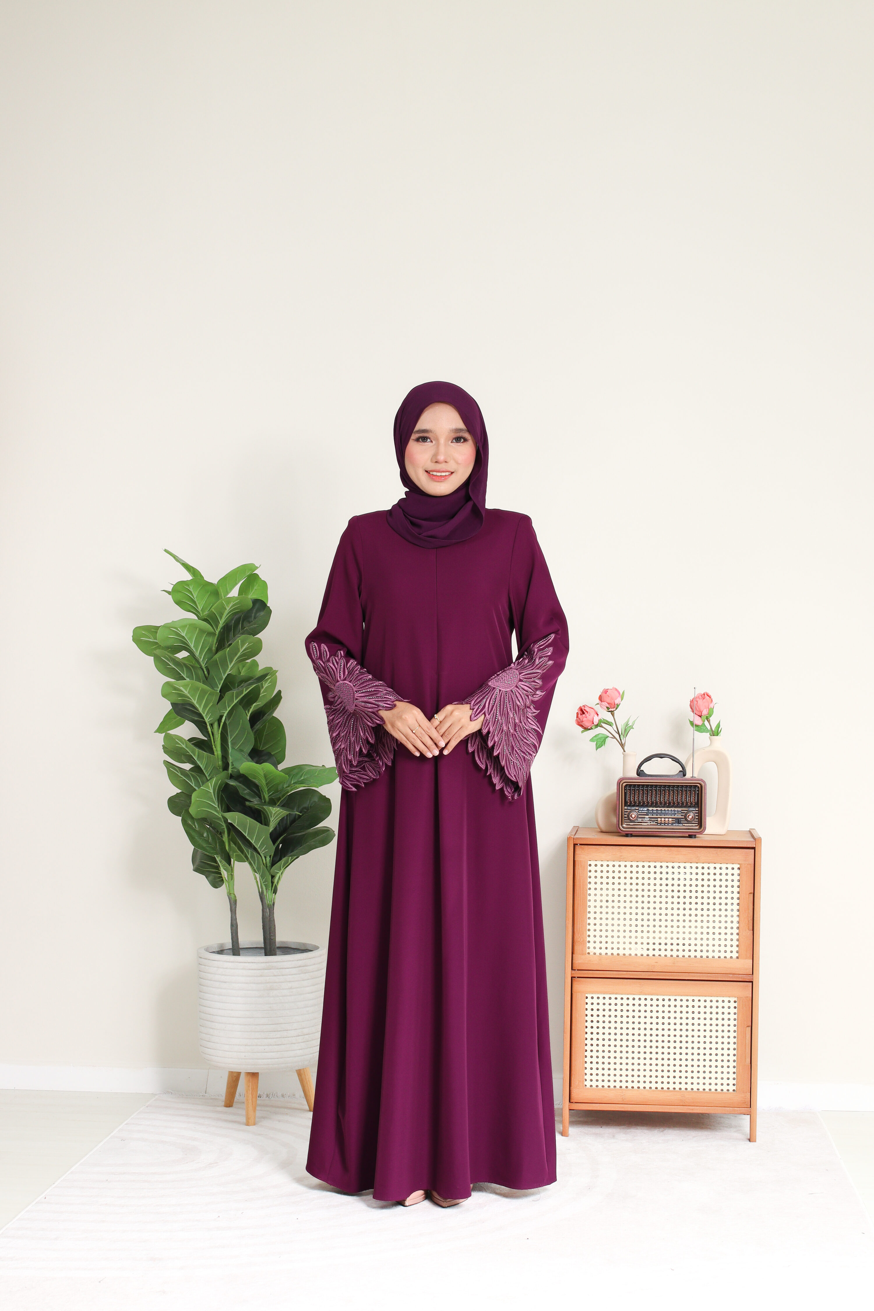ABAYA DHIA- Plum