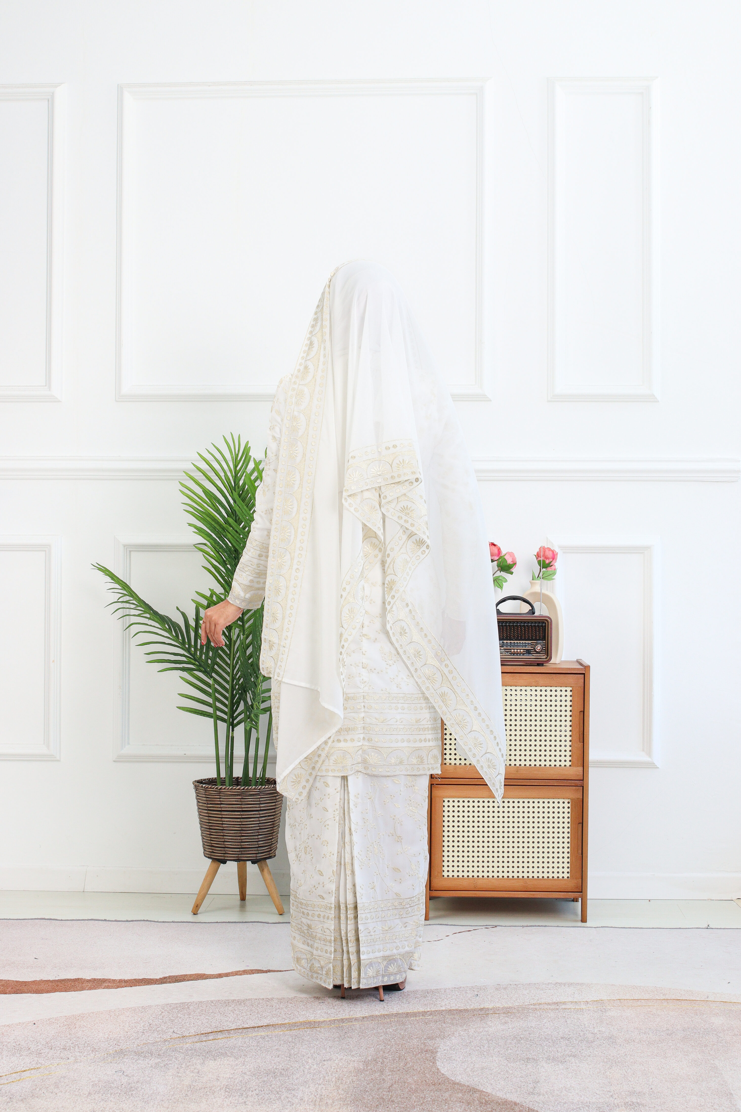 NEETHA KURUNG + SHAWL