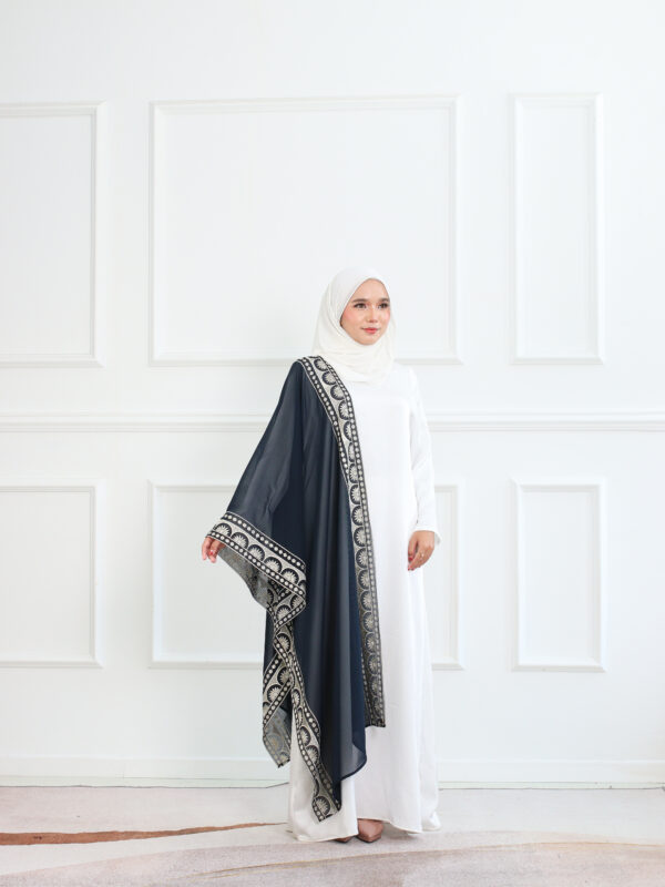 NEETHA SHAWL