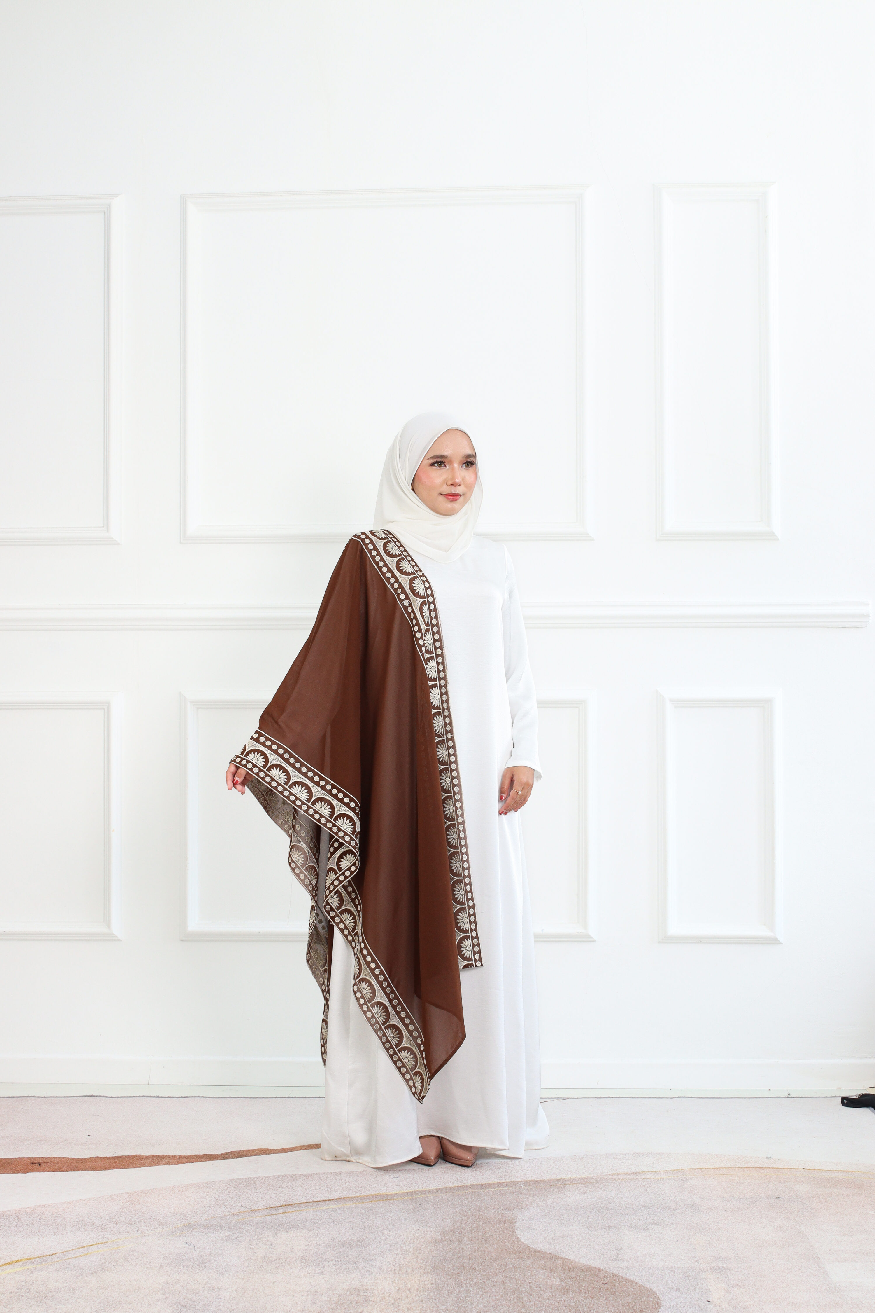 NEETHA SHAWL